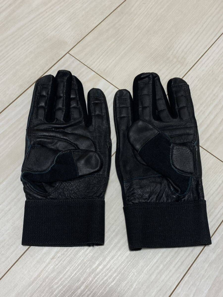 米軍放出品　IMPACT GLOVES　MEDIUM 手袋 ブラック グローブ 黒 ミリタリー (12-37)_画像1