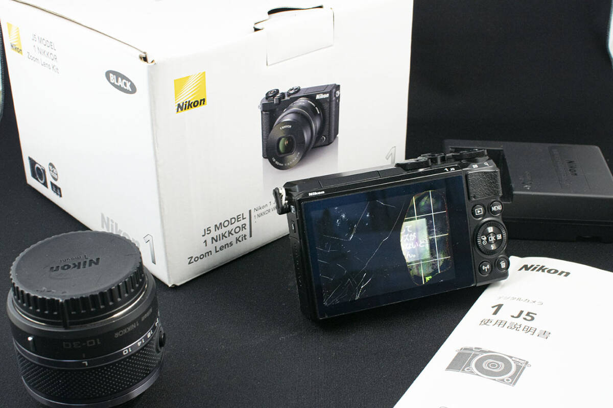 【ジャンク液晶割れ】Nikon 1 J5 ブラック レンズ付き