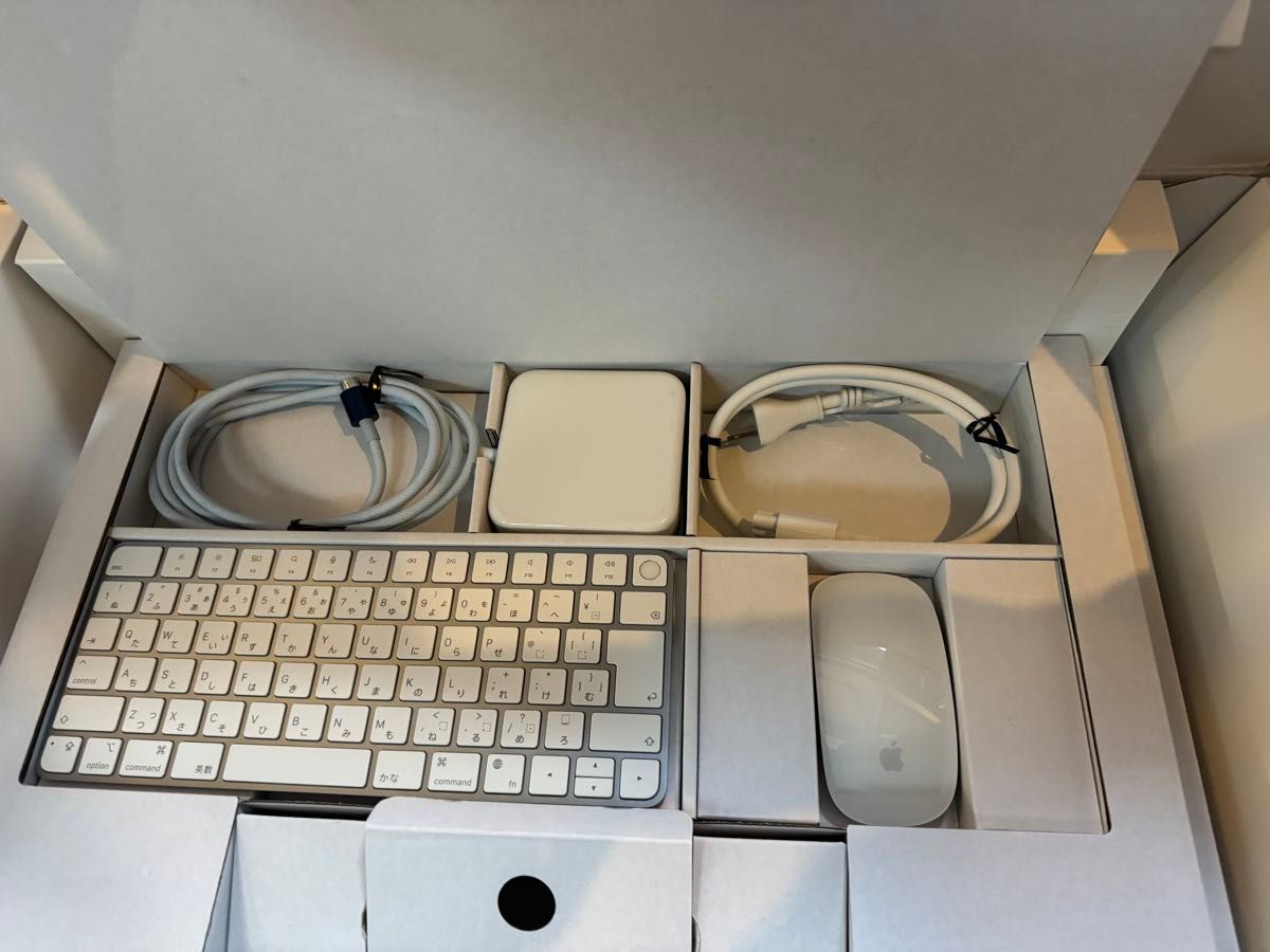 美品 iMac (24 インチ, M1, 2021)  4ポート 上位モデル　Touch ID付キーボード　付属品あり