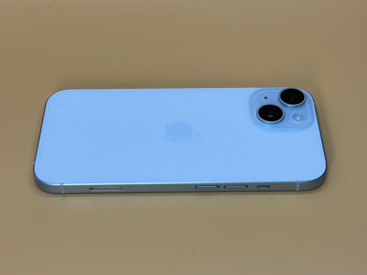 バッテリー100% iPhone 15 ブルー 128GB SIMフリー 残債なし バッテリー100% iPhone 15 ブルー 128GB SIMフリー 残債なし