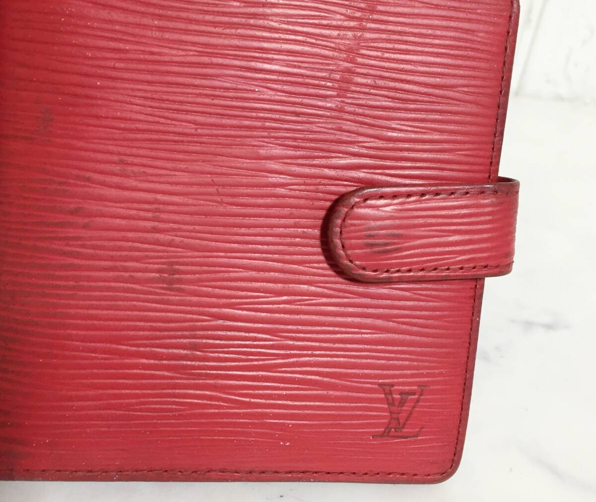 no22334 Louis Vuitton ルイヴィトン フランス製 PVC エピ M63557 ポルトビエコンパクト 折り財布 ウォレットの画像3