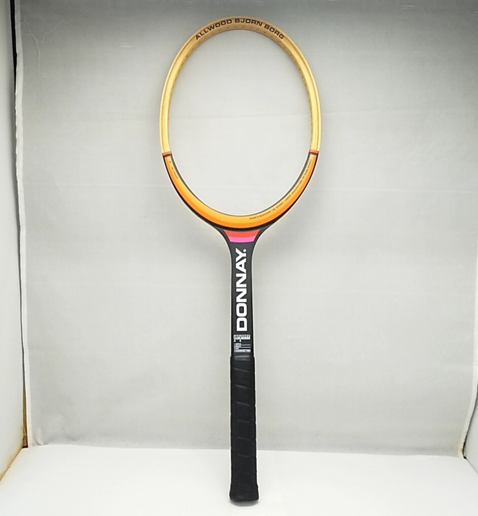 【新古品】 テニスラケット DONNAY FIBERWOOD Bjorn Borg LIGHT/MED 4 （36） / ドネー ファイバーウッド ボルグの画像1
