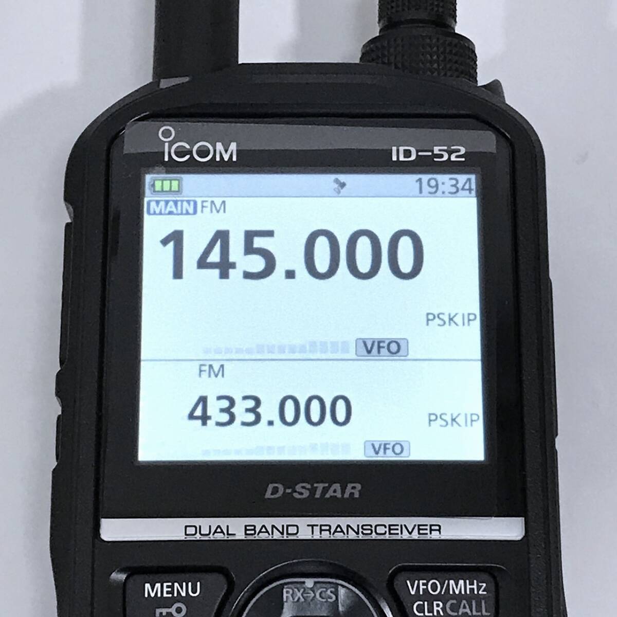 美品 アイコム iCOM ID-52 144/430MHz デュアルバンド 送信出力 5W デジタルトランシーバー 無線機 / 追加バッテリー など 多数付属品有り