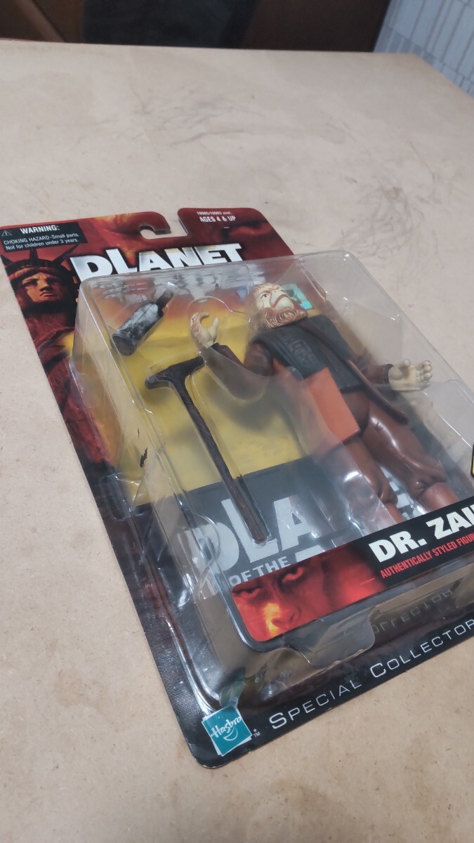 Hasbro Planet of the Apes PLANET OF THE APES figure Dr The ias