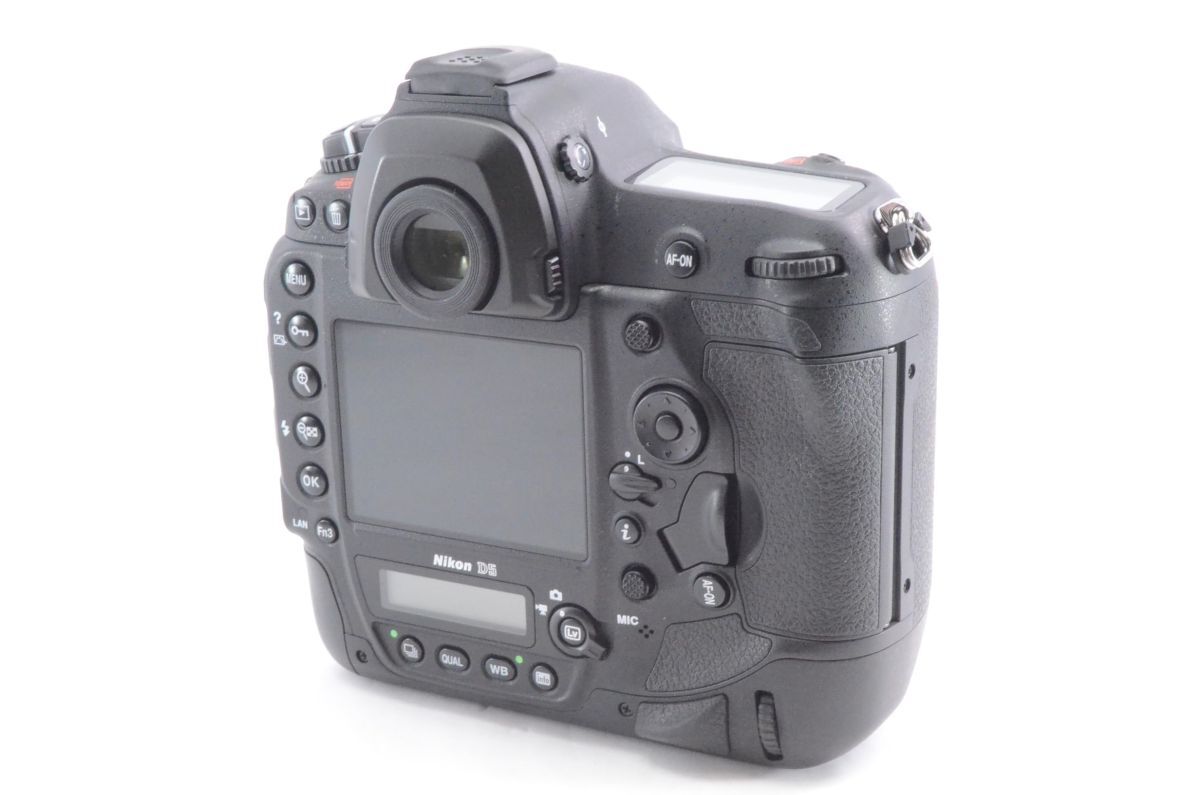 Nikon デジタル一眼レフカメラ D5 (XQD-Type) #2404066Aの画像4
