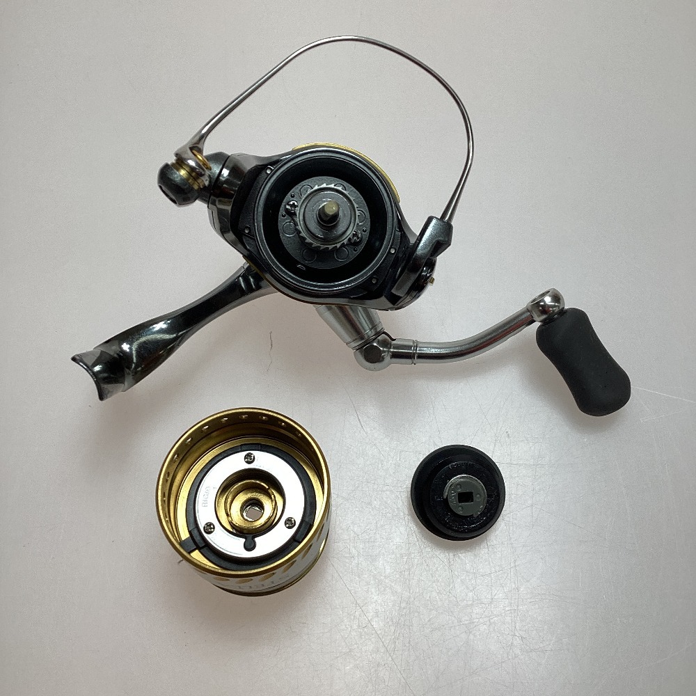 §§ SHIMANO シマノ 04ステラ 2500S スピニングリール 01844 やや傷や汚れありの画像8