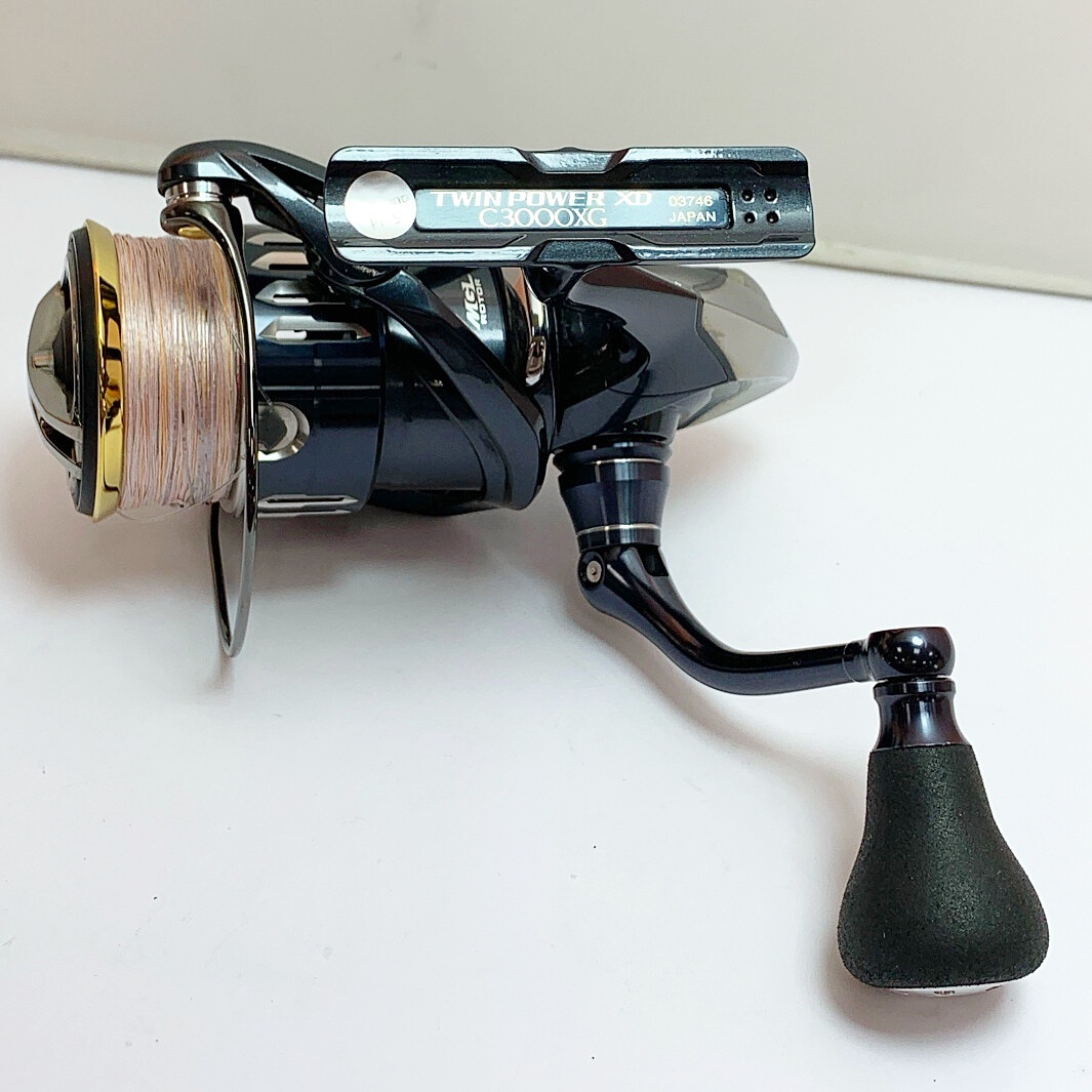 ★★ SHIMANO シマノ 17ツインパワーXD C3000XG　スピニングリール　 03746 目立った傷や汚れなし_画像8