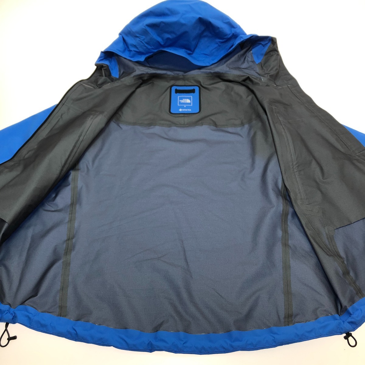 □□ THE NORTH FACE ザノースフェイス クライムライトジャケット GORE-TEX Mサイズ NP12301 ブルー×ブラック 目立った傷や汚れなし_画像3