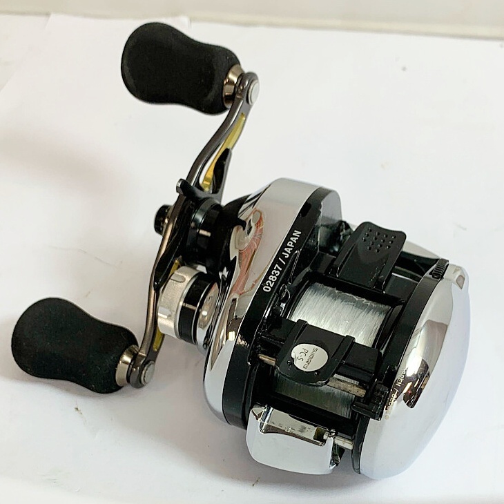 ★★ SHIMANO シマノ 12アンタレスHG ベイトリール　袋付 02837 やや傷や汚れあり_画像7