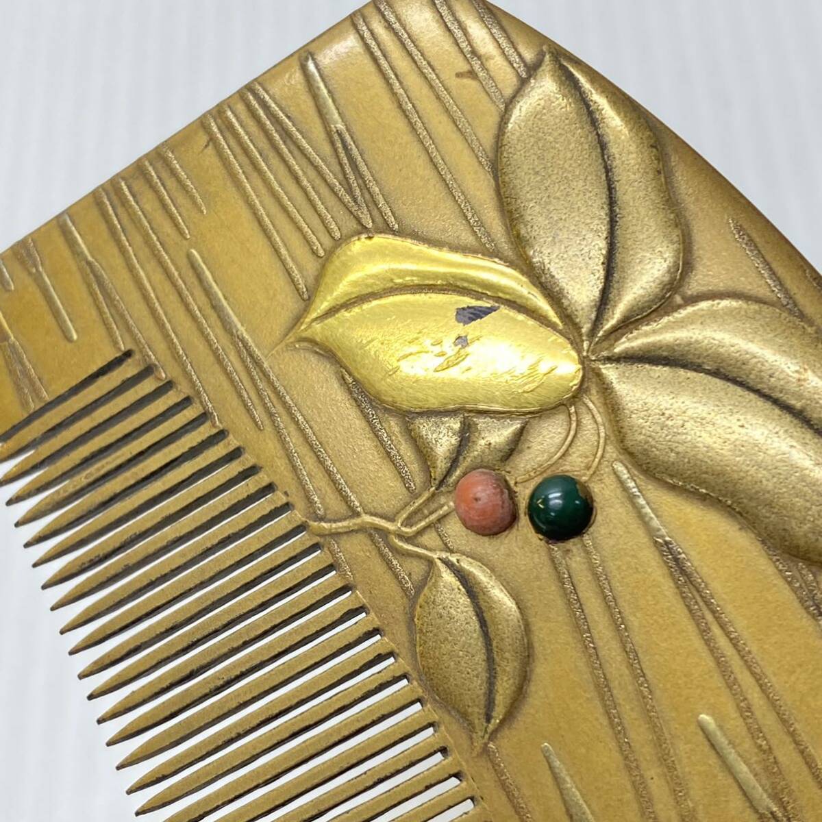  era thing wooden gold lacqering gold ... antique hair ornament comb kimono small articles antique collection old house warehouse .