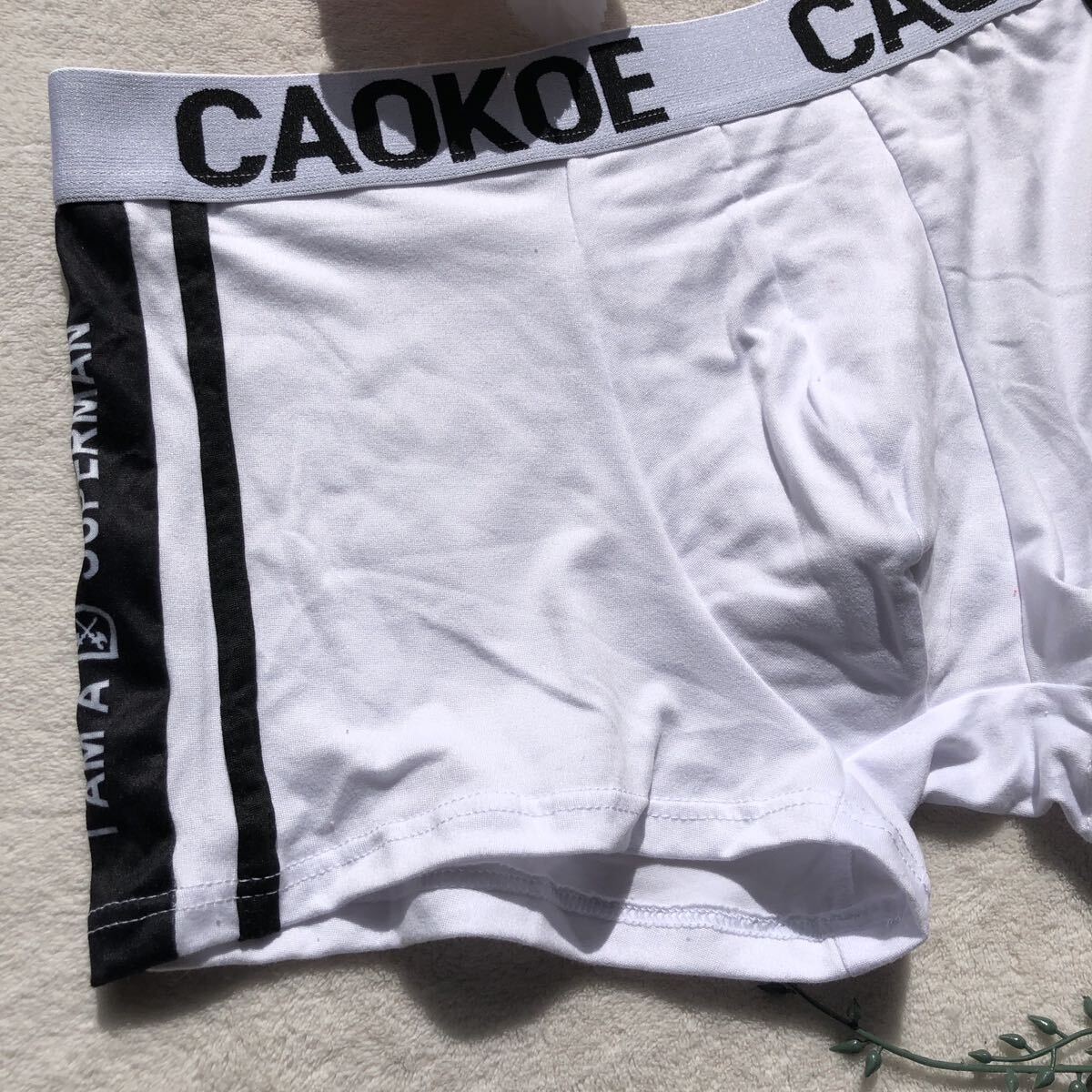 新品 メンズ Mサイズ CAOKOE ホワイト ブラック ロゴ スポーティ ワイルド エロセクシー ボクサーパンツ ボクサーブリーフ の画像2