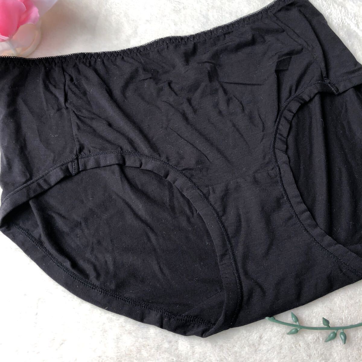 新品　ブラック　触り心地超いい　エロセクシー　可愛い　　スタンダード ビキニ パンツ ショーツ 下着 レディース下着　_画像2