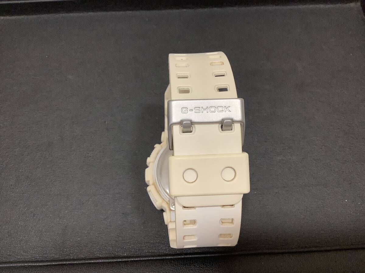 u0245 CASIO カシオ G-SHOCK 腕時計 ジーショック GA-120A デジアナ クォーツ ホワイト 電池切れ 変色の画像3
