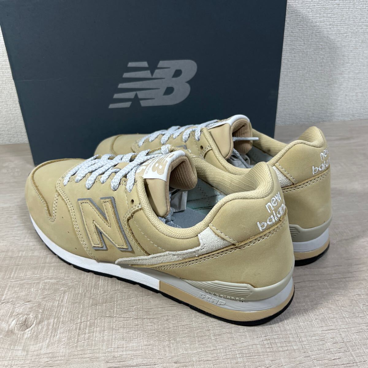 1円スタート売切り 新品未使用 New Balance ニューバランス 996 箱付き ベージュ オールレザー 完売 人気カラー 26cm 革 希少 CM996の画像6