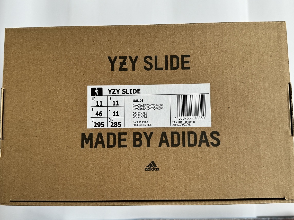 29.5cm ◆ YEEZY SLIDE "DARK ONYX" ID5103 （ダークオニキス/ダークオニキス/ダークオニキス）の画像4