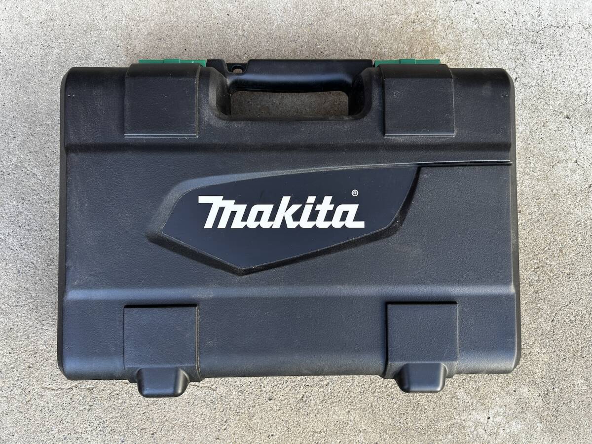 Makita マキタ 充電式ドライバドリル MDF003DSX 中古　動作品　_画像2