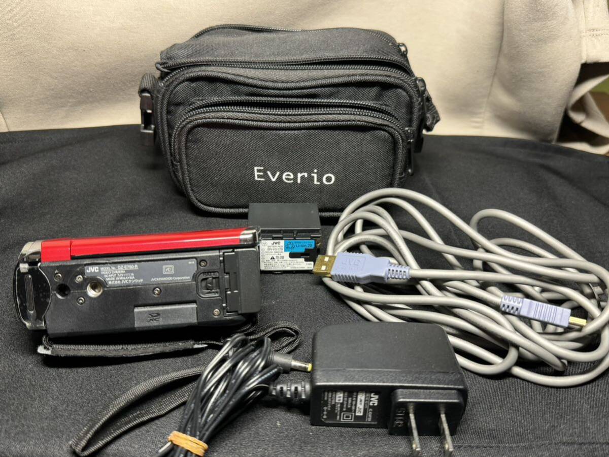 スペシャル価格☆Victor ビクター JVC 光学40倍ズーム搭載ビデオカメラ メモリームービー Everio レッド GZ-E750-Rの画像7