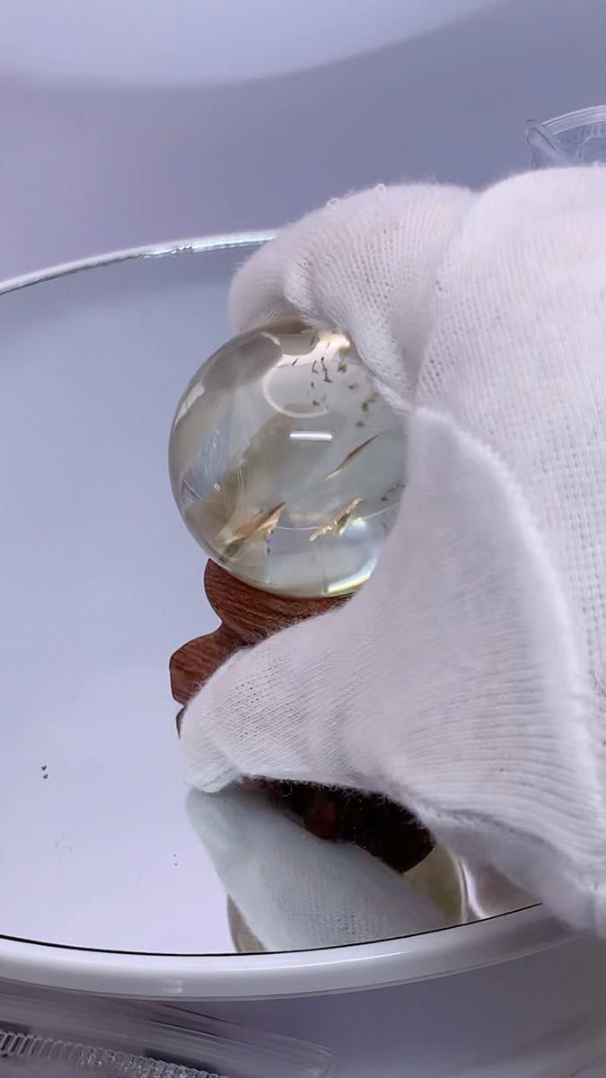 黄色い水晶ボール　パワーストーン 水晶玉 台座付 天然石35.3mm