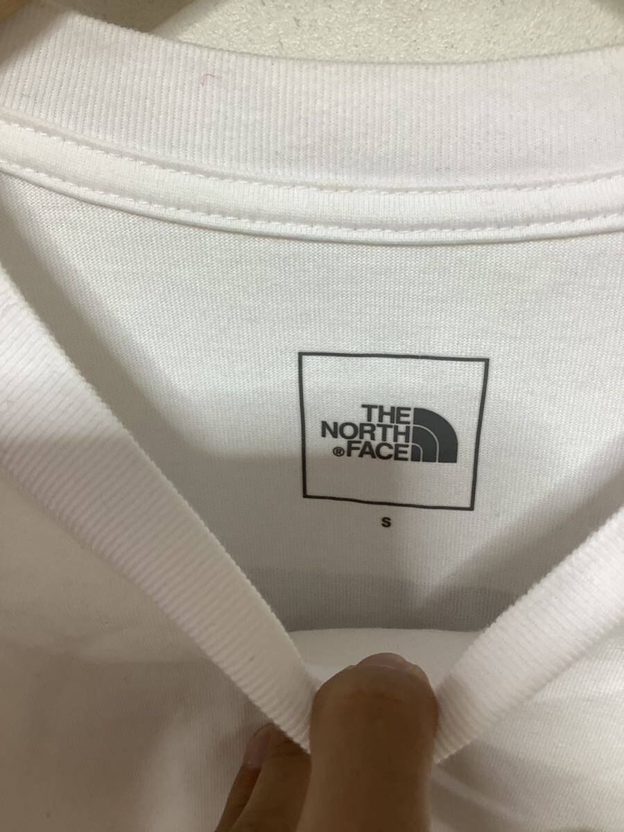 ぬ1379 THE NORTH FACE ノースフェイス NT82131 長袖Tシャツ ロンT S ホワイト ボックスロゴプリント アウトドア の画像3