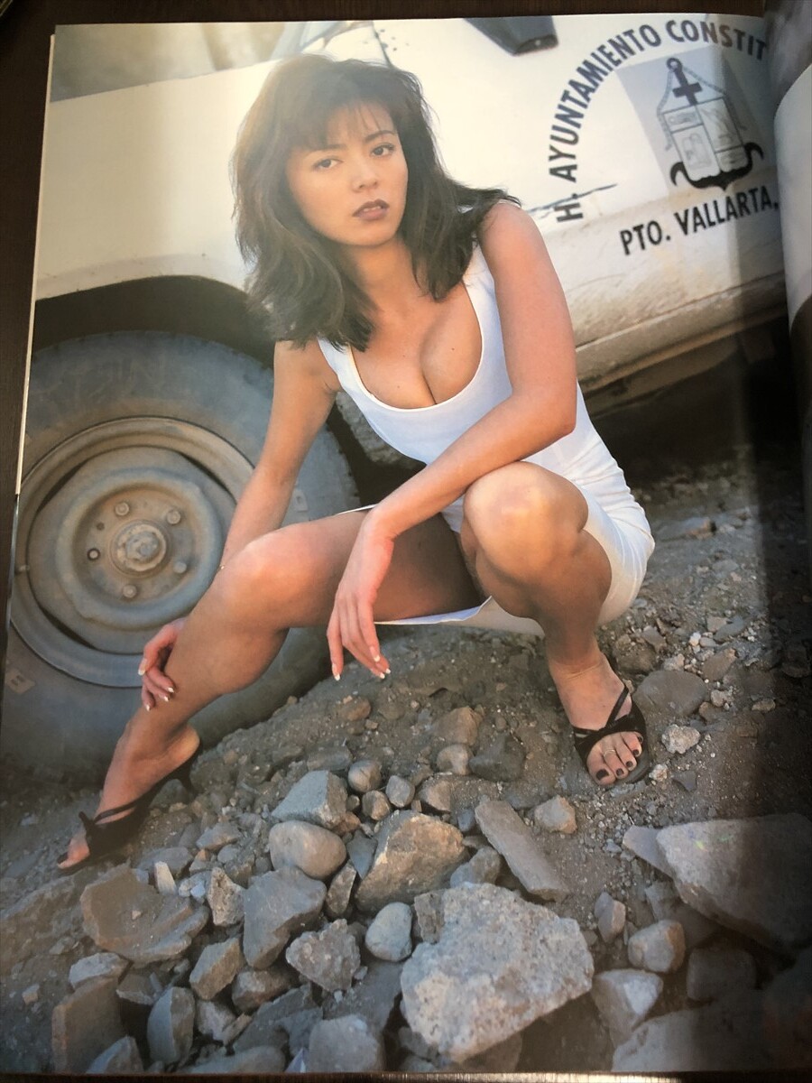 武田久美子 写真集 『Mocha』 撮影/沢渡朔 音楽専科社 2000年4月★W１７a2404_画像2