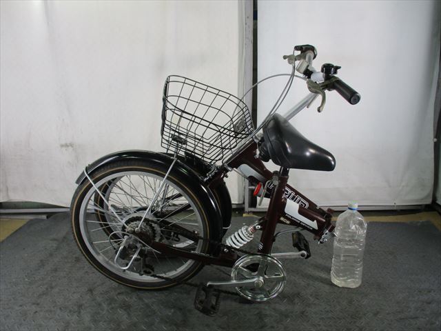 D473★10000円★　折りたたみ中古自転車　ブラウン　カゴ　6段変速　Rサス付き【20インチ 】 入札お待ちしております(*^▽^*)_画像10