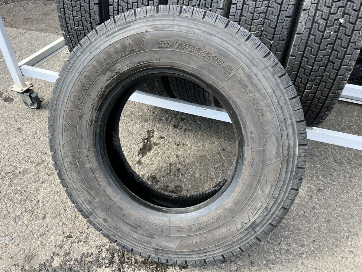 TBLT206 中古タイヤ 225/80R17.5 YOKOHAMA ZEN903zw ヨコハマ ゼン 冬タイヤ スタッドレス LT 中型 トラック用 6本セット_画像10