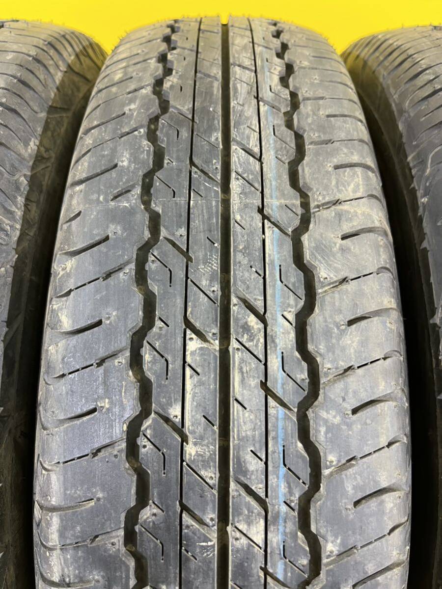 T1015 中古 195/80R15 DUNLOP GRANDTREK AT20 ダンロップ グラントレック 夏タイヤ サマータイヤ バリ溝 2023年製 4本セット_画像3