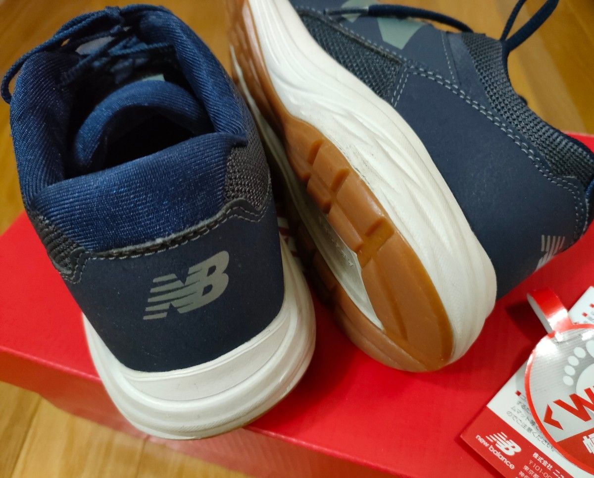 箱なし■最終■New Balance■ニューバランス■WW550・スニーカー・2Eワイド・USED・23・NAVY☆