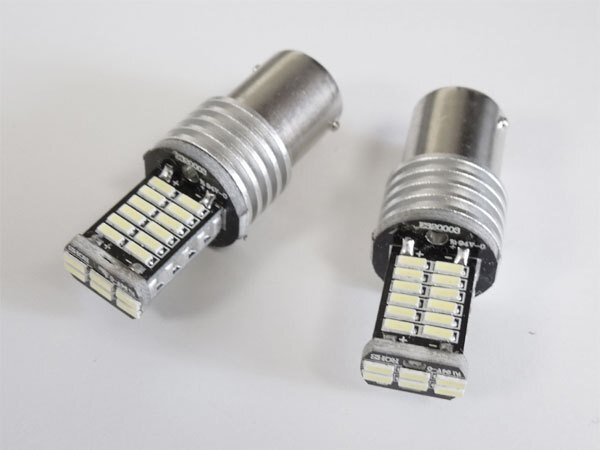 LEDバルブ S25シングル球 9W級 4014チップSMD30発 白色 2個 0-66の画像2