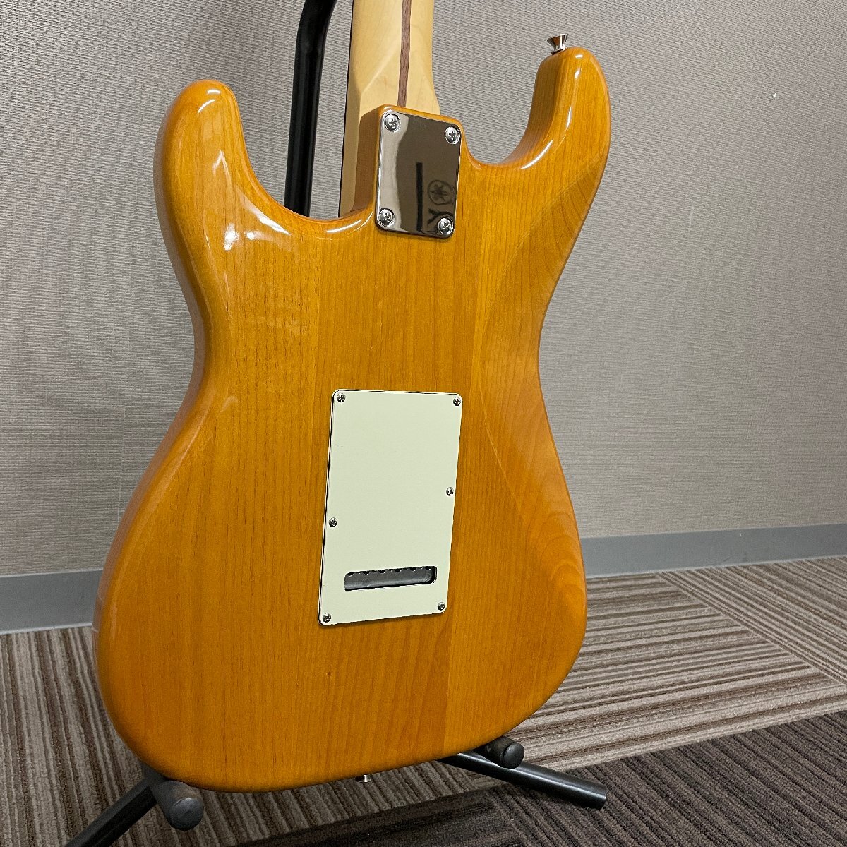 【80】☆ほぼ未使用美品 Fender Made In Japan Hybrid II Stratocaster -Vintage Natural/Rosewood- ストラト ローズ ソフトケース 現状品_画像7