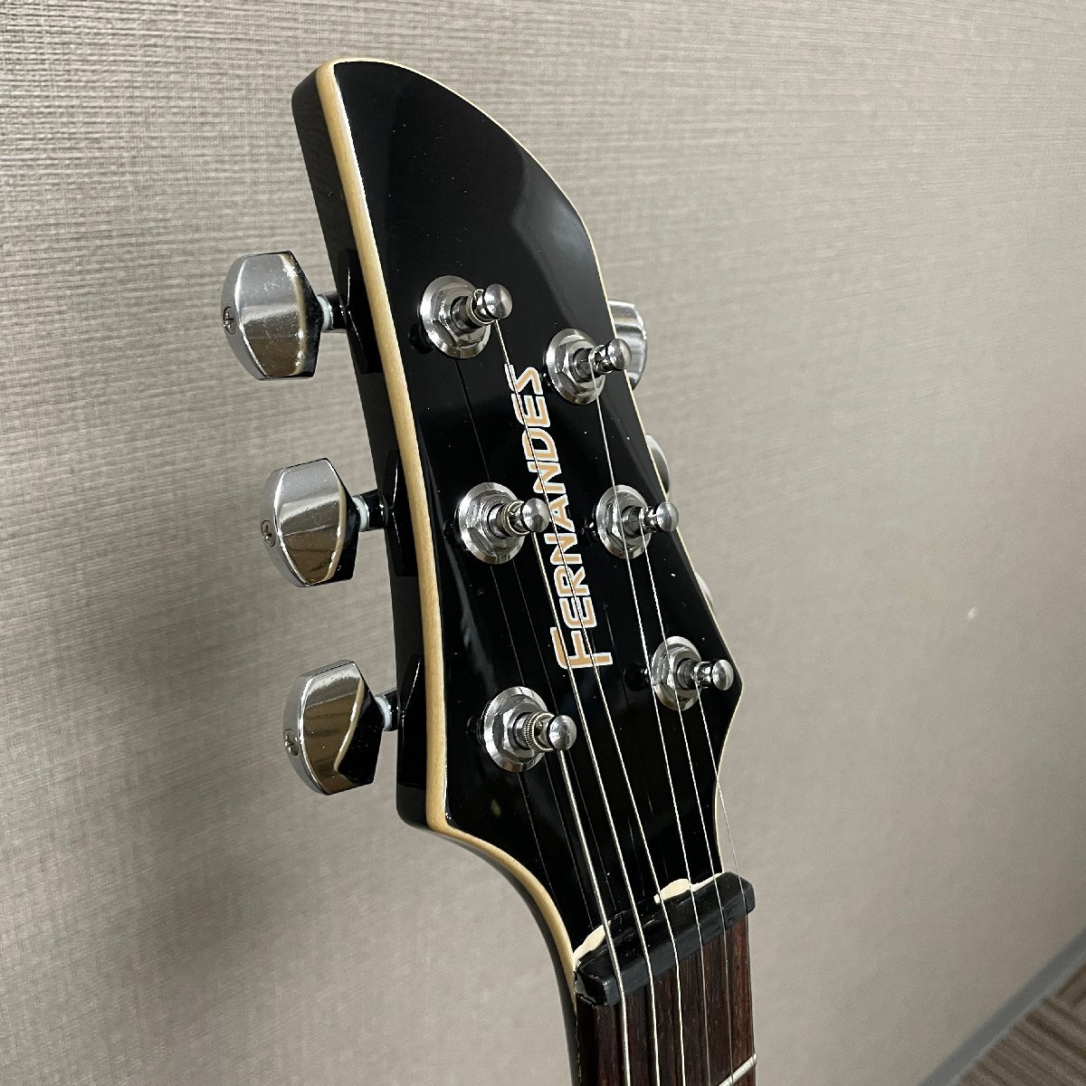 【80】フェルナンデス APG STD' 16 VMB エレキギター 塗装割れ 打撲傷あり 現状品 中古品の画像2