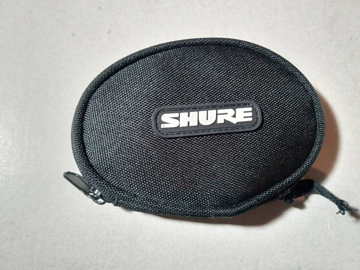 ◆◇SHURE 中古品 イヤホン SE215 シュア