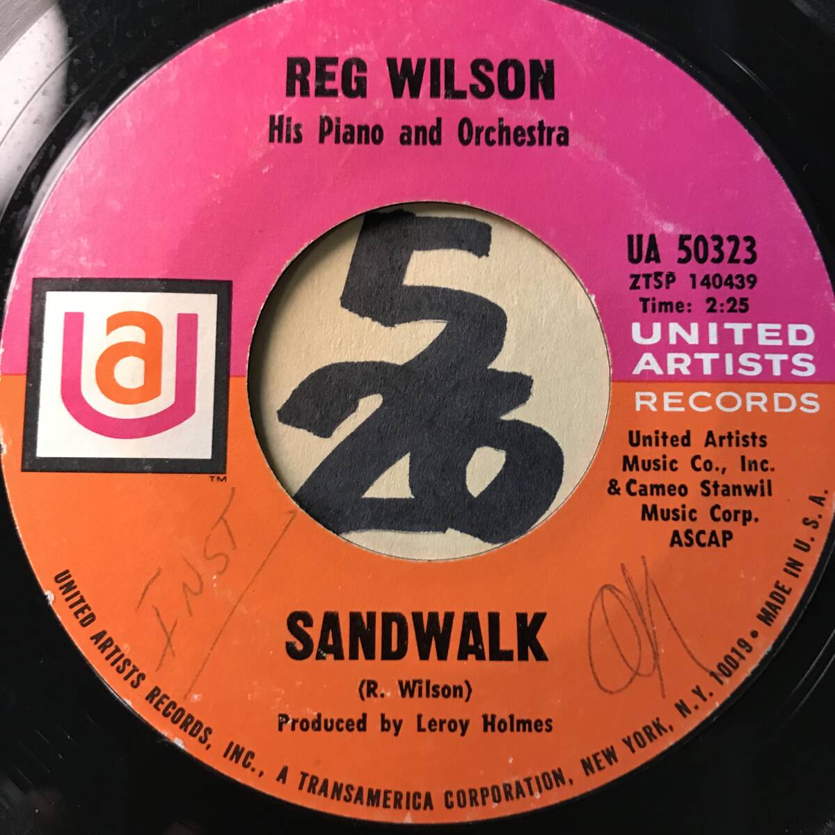 試聴 ボサノヴァ/NOW SOUND’68 REG WILSON HIS PIANO AND ORCHESTRA SANDWALK 両面EX+ の画像1