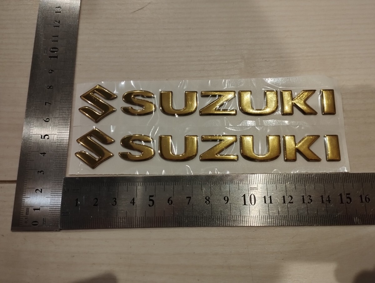 スズキステッカー ２枚セット 立体ステッカー カーステッカー バイクステッカー SUZUKIステッカー ゴールド 金色 の画像2