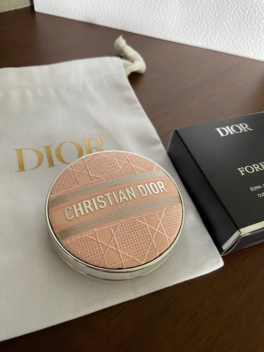 新品未使用！ディオール　クッション　ケース　カナージュ　ピンク　限定品　ファンデ　dior ファンデーション　ケースのみ