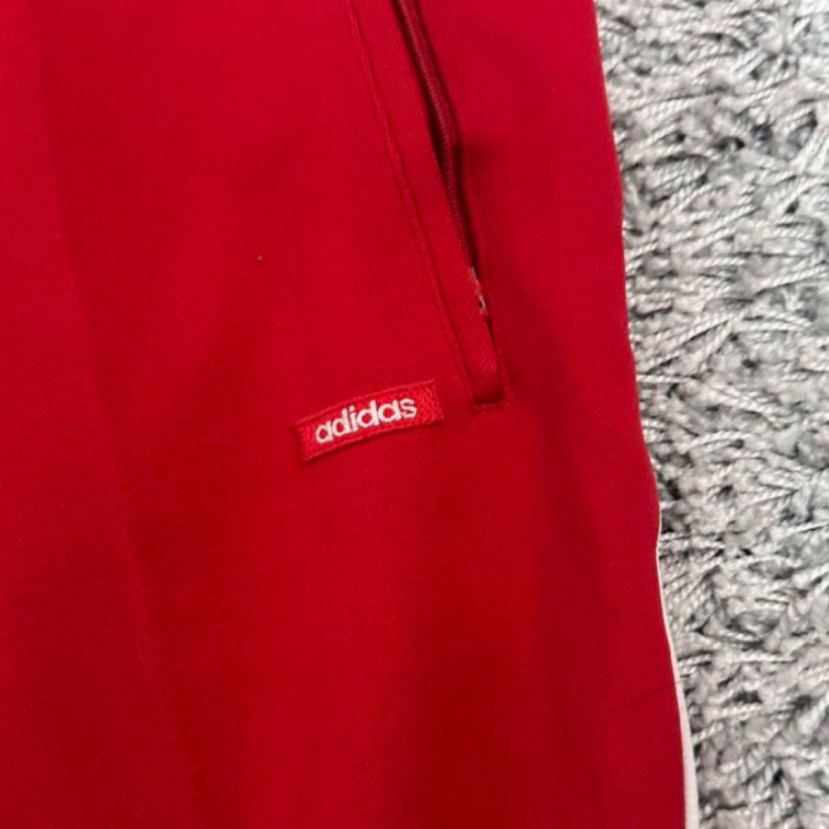 希少 adidas ヴィンテージ デサント製 ジャージ下 Lサイズ 赤 希少 adidas ヴィンテージ デサント製 ジャージ下 Lサイズ 赤