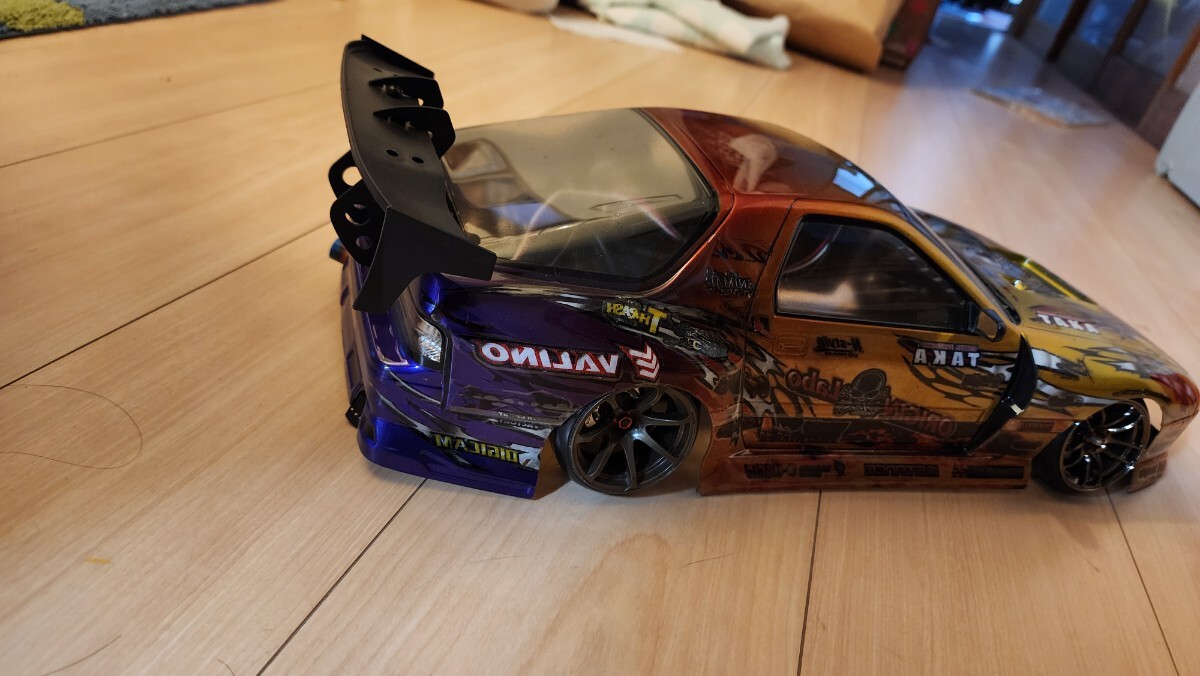 Bibian 比比昂 - ヨコモ サムライFC RX-7 TAKAステッカー裏張り Bibian 比比昂 - ヨコモ サムライFC RX-7 TAKAステッカー裏張り