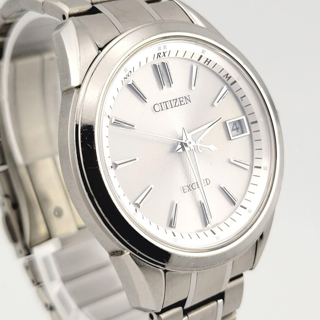 状態良好品 CITIZEN EXCEED シチズン エクシード AS7030-52A H111-T016952 電波ソーラー 腕時計 メンズ レディース チタン シルバーの画像3