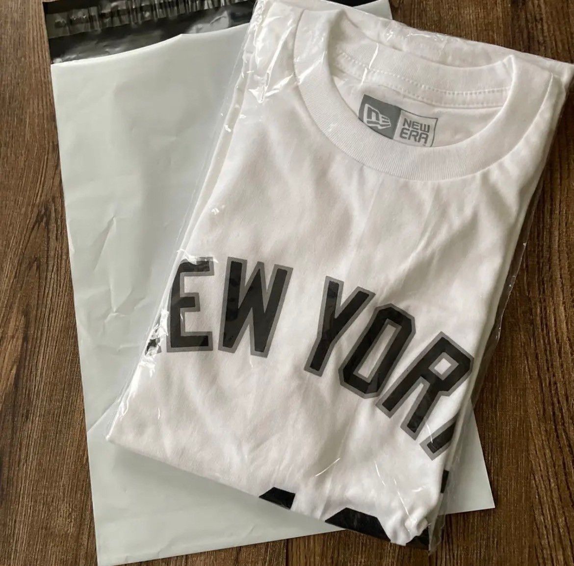 ヤンキース NY　半袖 Tシャツ　白 XL　ベースボール　野球  スポーツ観戦 メジャー  新品  送料無料