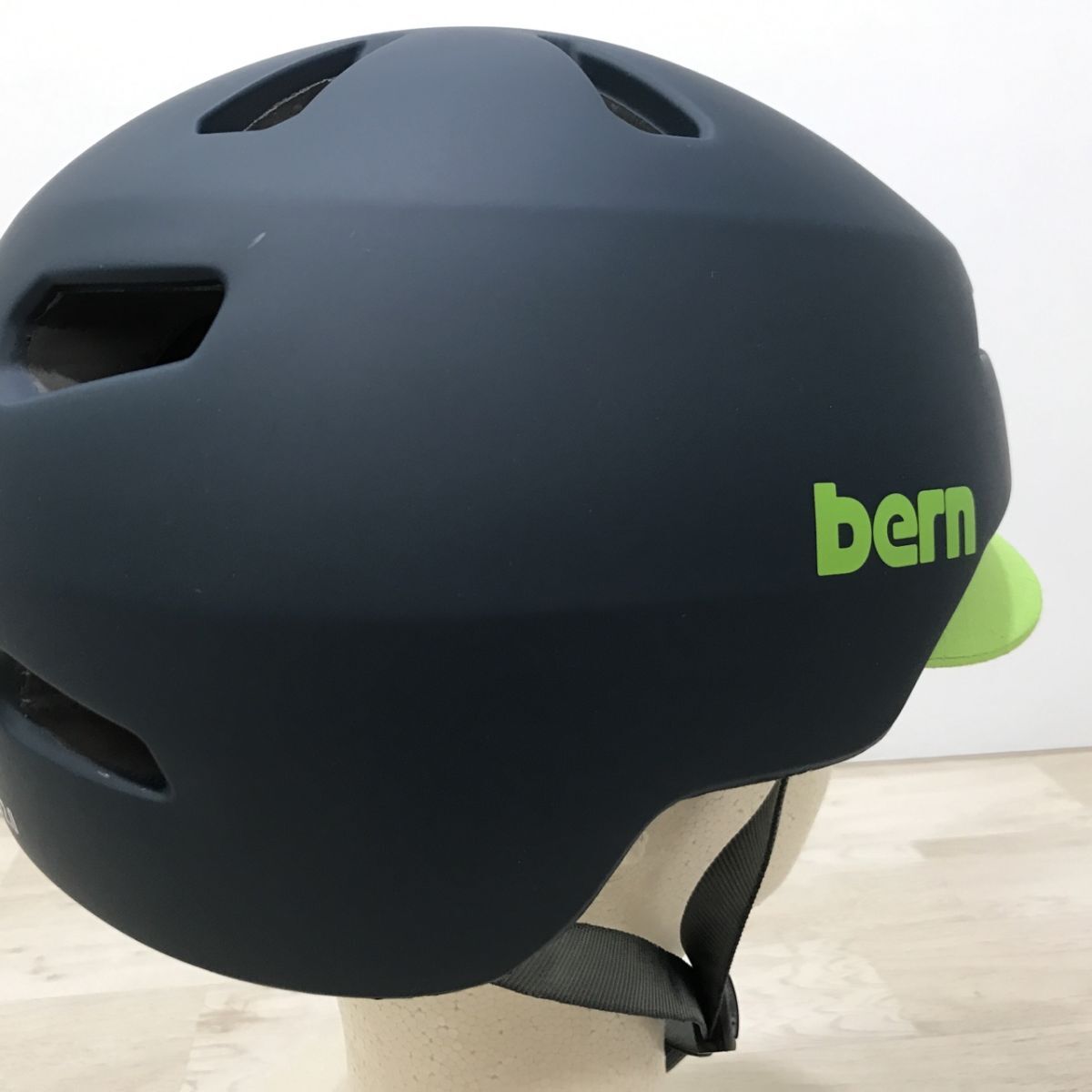 bern ヘルメット BRENTWOOD 2.0 Lサイズ 59-62cm マットミュートティールバイザー[C3043]の画像4