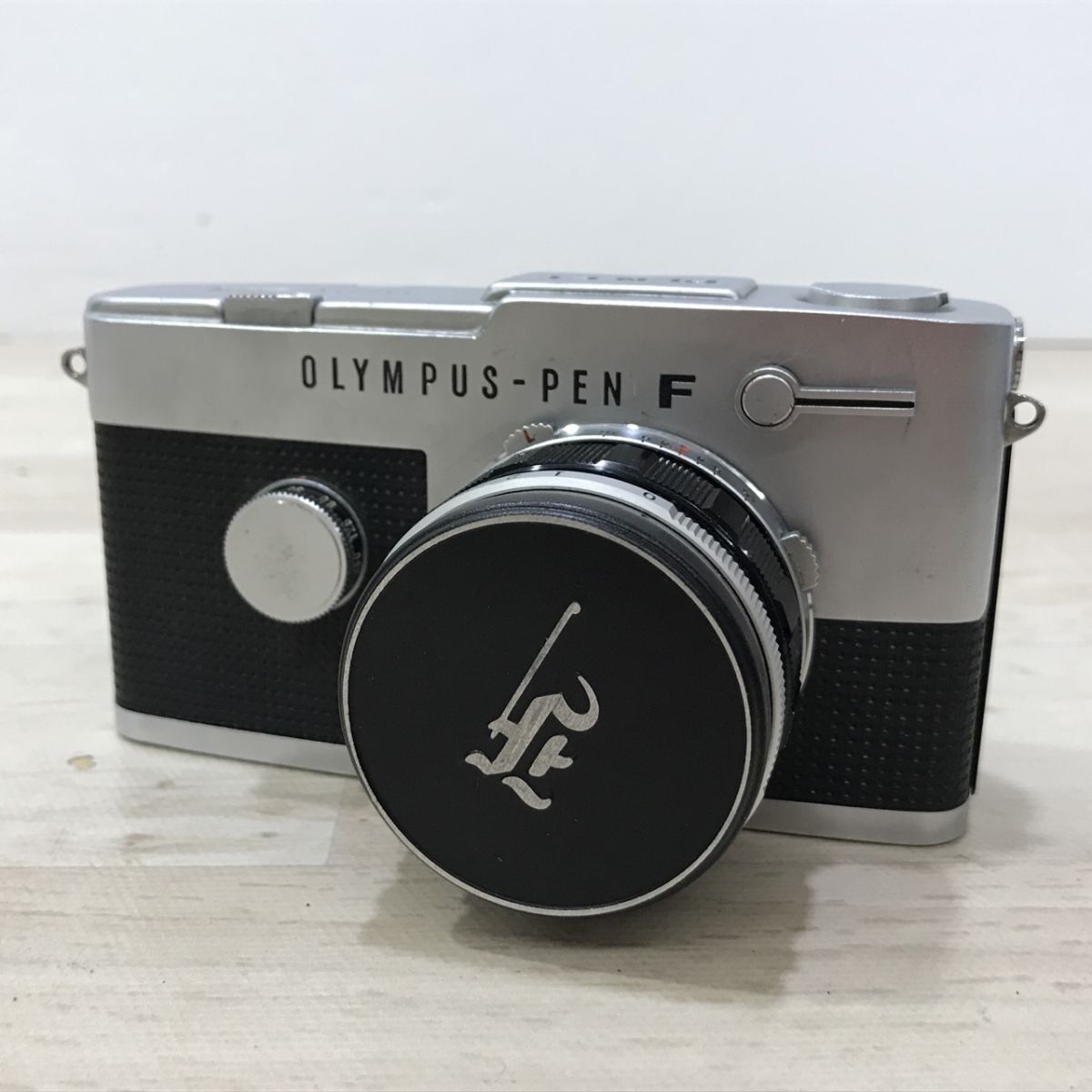 ジャンク品 OLYMPUS オリンパス PEN F 一眼レフ フィルムカメラ F.Zuiko Auto-s 1:1.8 f=38mm[C3733]の画像1