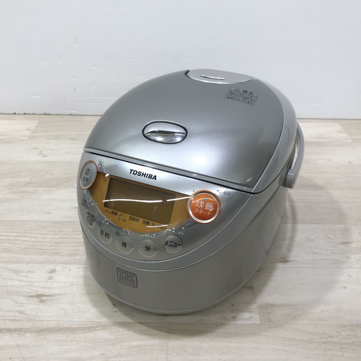 TOSHIBA 東芝 IH 炊飯器 RC-6XD 3.5合 シルバー [C3870]の画像1
