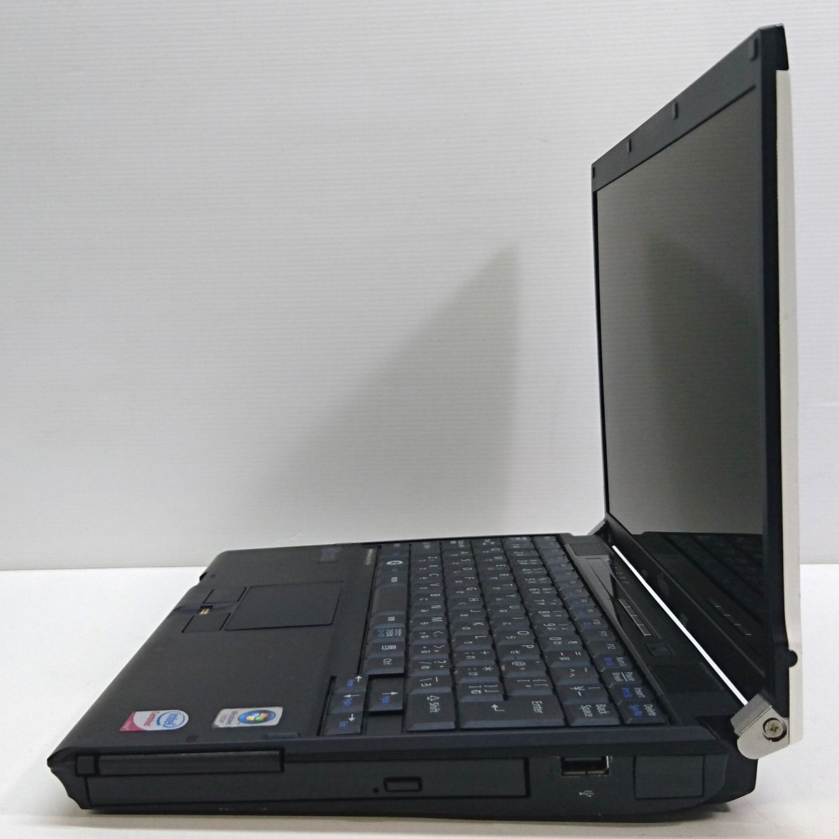 現状品 Linux FUJITSU 12.1インチ FMV-BIBLO LOOX R/A70N Ubuntu/Core2Duo L7100 [M8026]_画像3