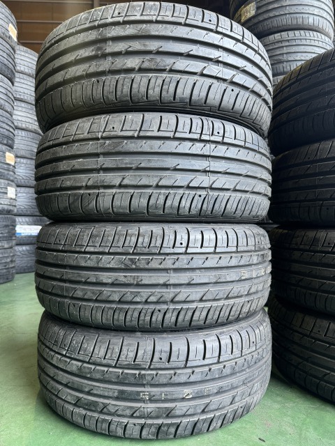 未使用 225/55R17 101W・激安!!4本セット価格 2311の画像1