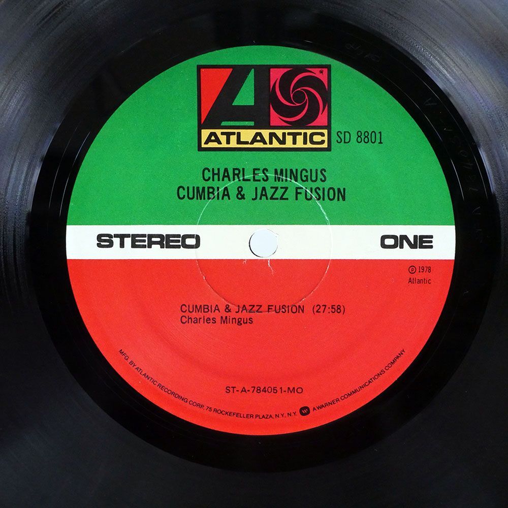 米 CHARLES MINGUS/CUMBIA & JAZZ FUSION/ATLANTIC SD8801 LPの画像2