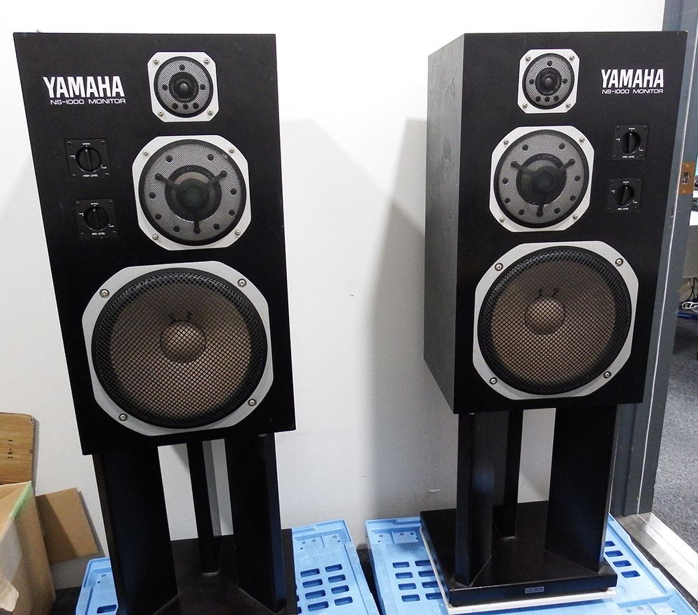 ▼ 【直接引き取りのみ・発送不可・チャーター不可】スピーカー YAMAHA NS-1000M スタンド付き ■ YFAD00004991の画像1