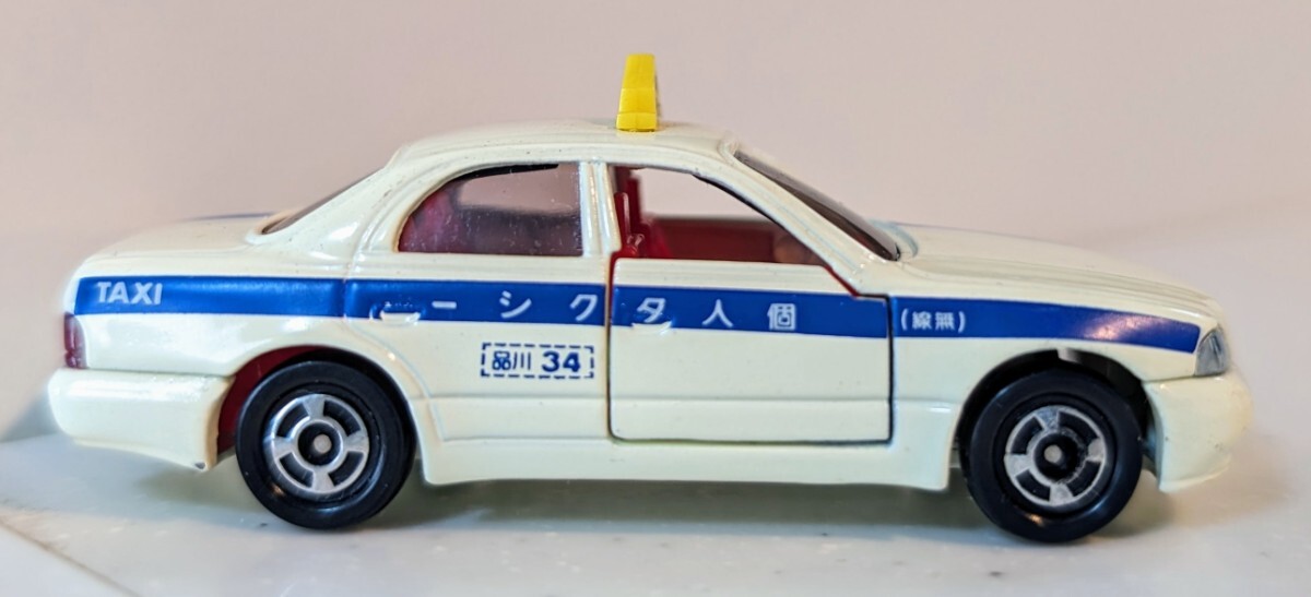 トミカ トヨタ クラウン マジェスタ タクシーの画像2