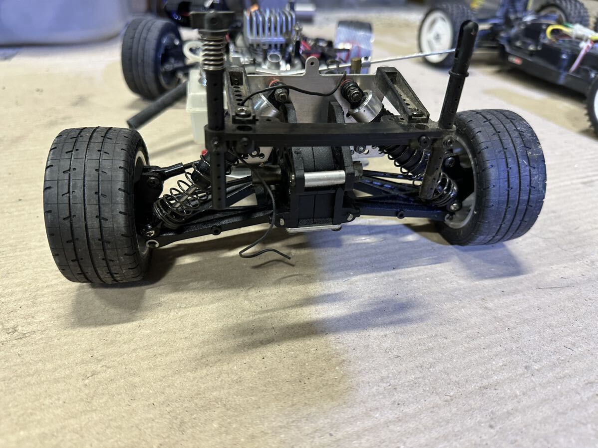 (M1)京商 KYOSHO エンジンラジコン アルミシャーシ 現状中古品