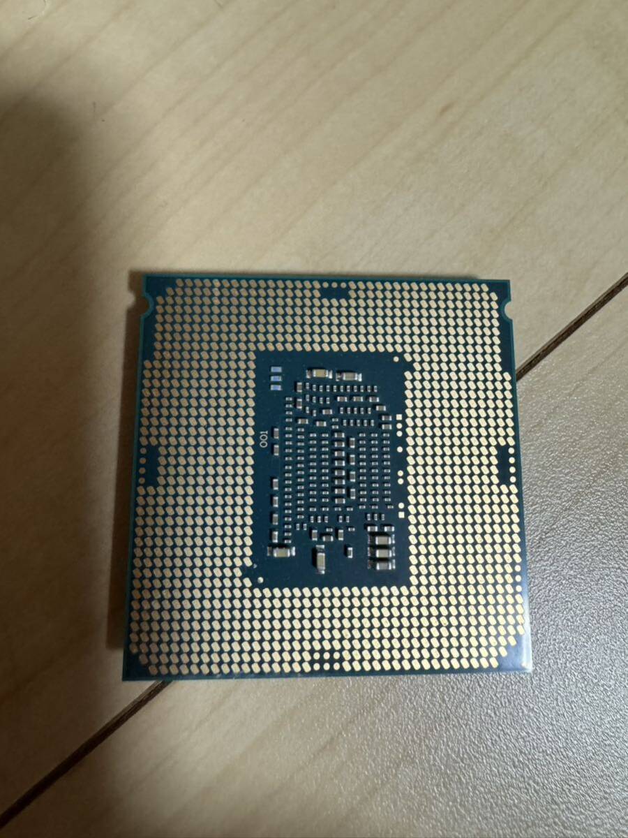 intel Xeon E3-1270V5 SR2LF 3.6GHz _画像2