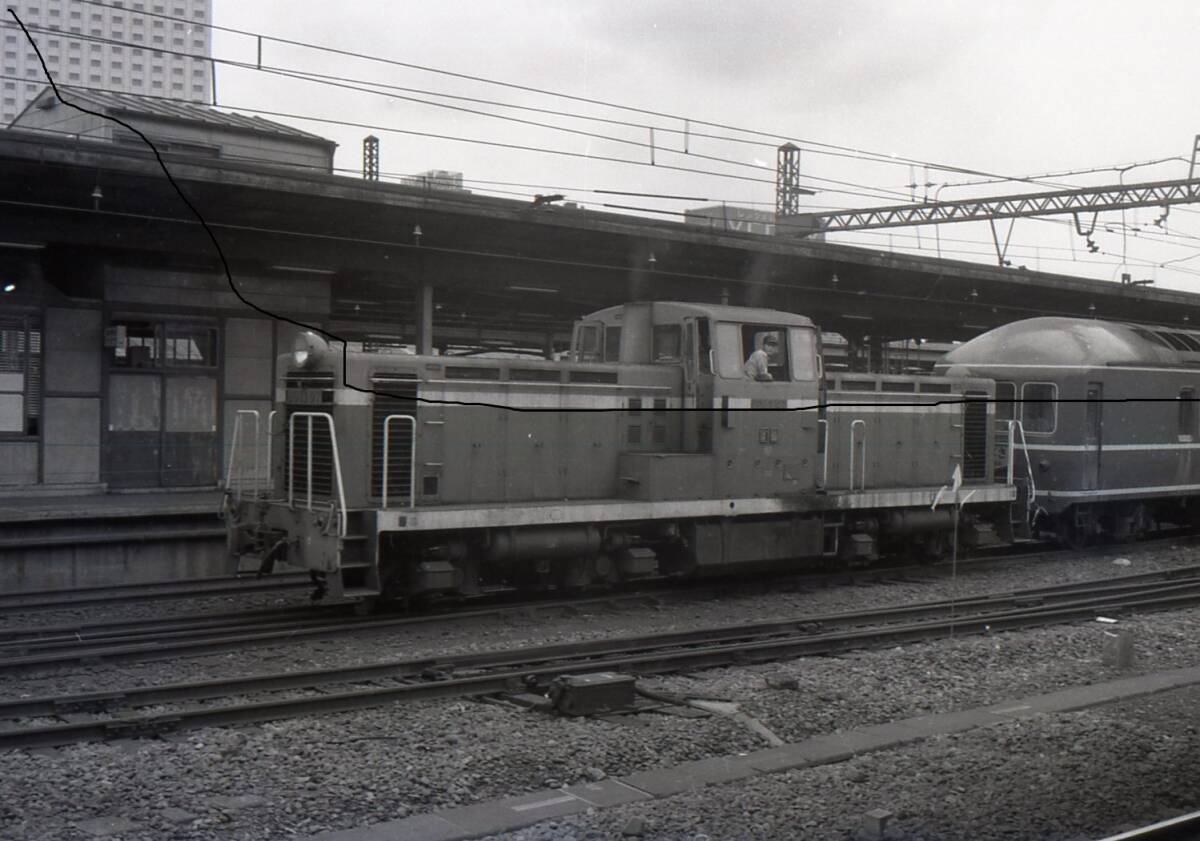 国鉄時代　DL　DD13　20系客車 旧型荷物車　8枚　画像 3～5はハーフネガからです。　データをメール添付で送信かCD-Rで。　_20系客車